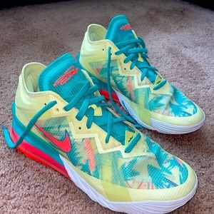 Lebronold Palmer Size 12 Shoes